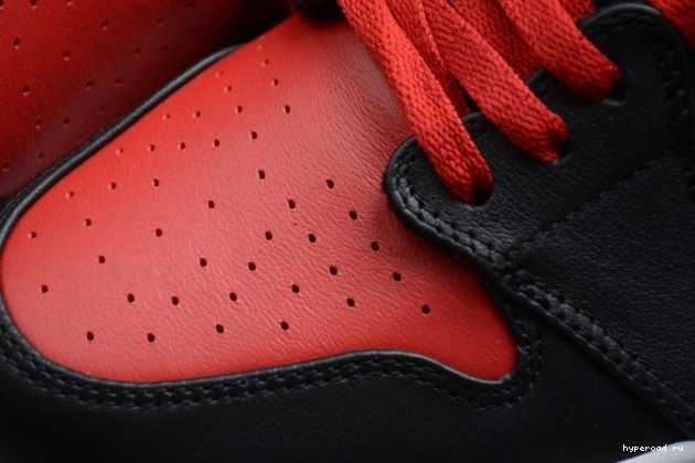 Retro Jordan Air 1 Banned 432001-001 1209